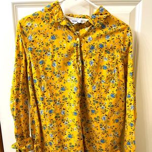 Women’s long sleeve button down shirt | Yellow with blue flowers | Size L